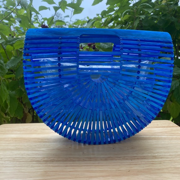 Brand New Acrylic Ark Clutch (Blue ) - Picture 6 of 10